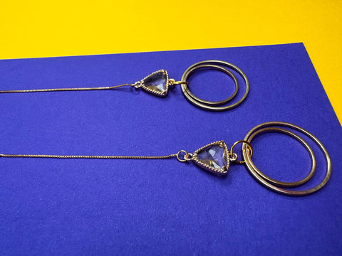 Pull-through Triangle Earrings